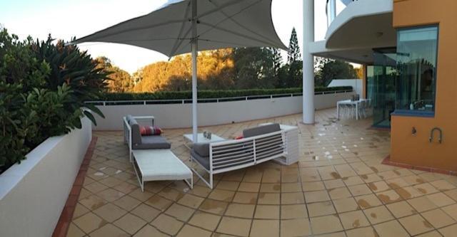 Hotel Santorini Twin Waters Mudjimba Esterno foto